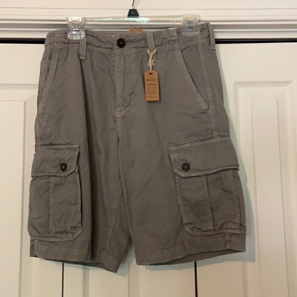 New with tags American eagle cargo shorts